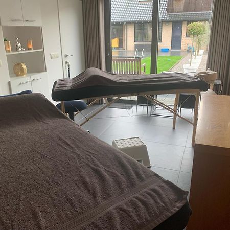 Q Guesthouse Herzele Bagian luar foto